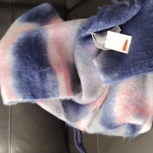 Forever 21 Scarf NWT